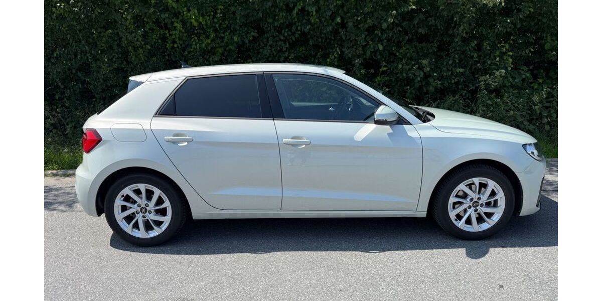 Audi A1 50.000 km 20.600 &euro; Rees 46459