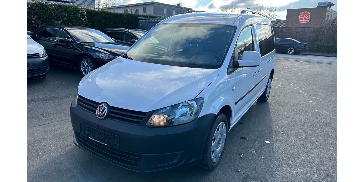 VW Caddy 203.000 km 6.990 &euro; Paderborn 33100