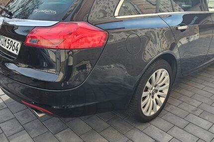 Opel Insignia 202.000 km 5.900 &euro; WEINHEIM 69469