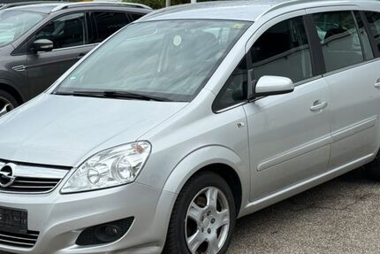 Opel Zafira 167.839 km 2.499 € Epfendorf 78736