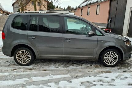 VW Touran 234.000 km 8.700 &euro; Oschersleben 39387