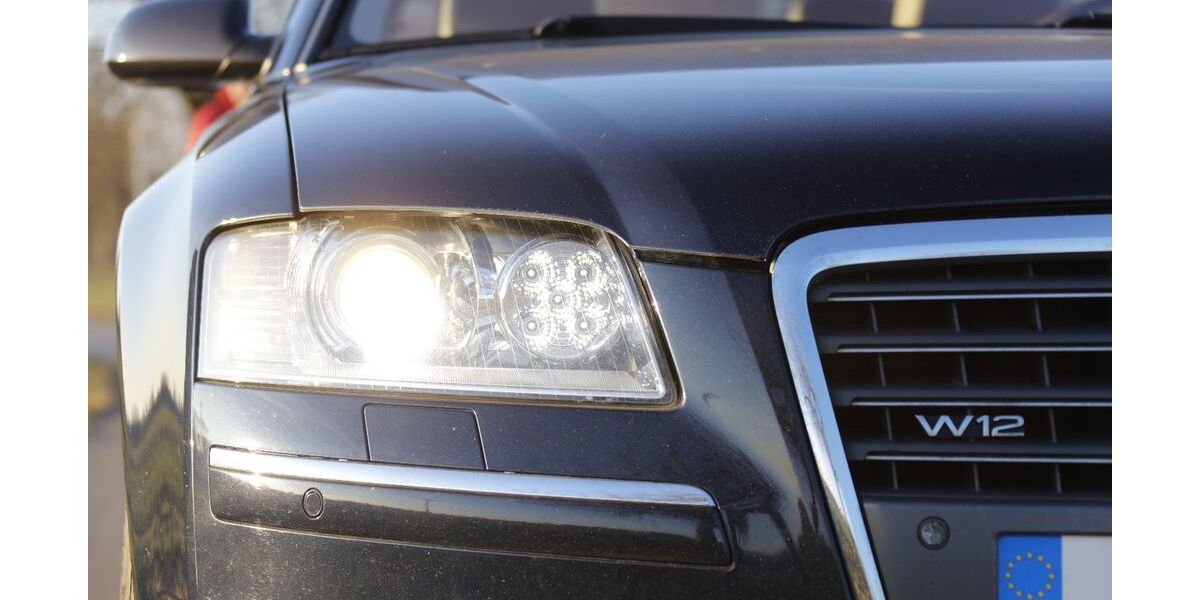 Audi A8 231.200 km 8.499 &euro; Buch am Erlbach 84172