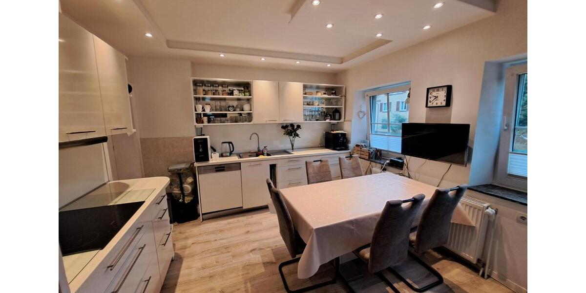 Reihenhaus Neunkirchen - 6 Zimmer, 145 m&sup2;, 235.000&euro; | Angebot:26716802