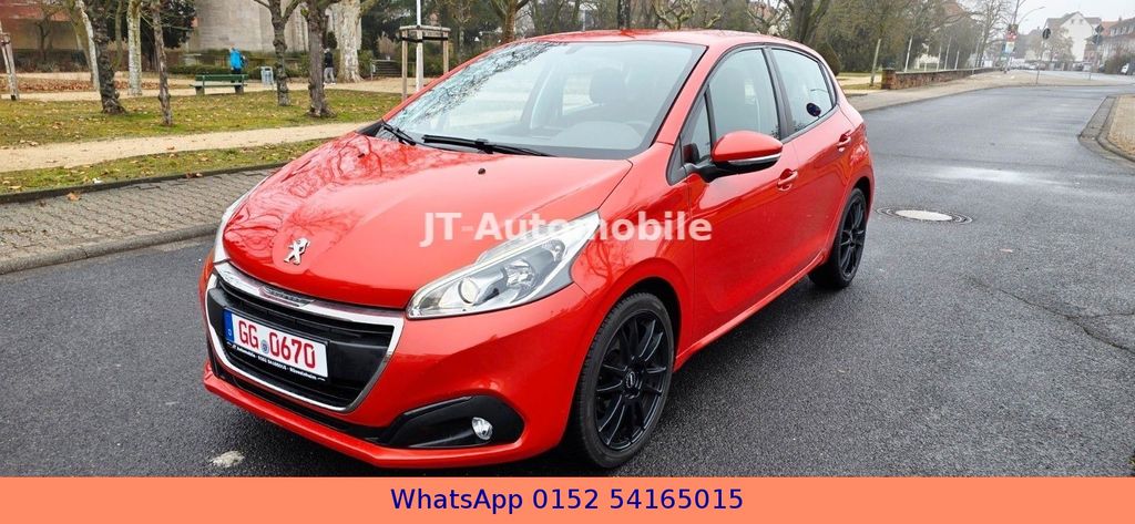 Peugeot 208 104.000 km 5.800 &euro; Rüsselsheim am Main 65428