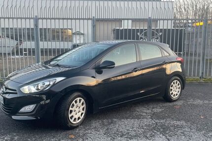 Hyundai i30 100.100 km 6.900 &euro; Werl 59457