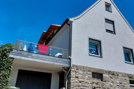 Vielseitiges Mehrfamilienhaus in Sundern - Ruhiges Wohnen mit Potenzial in begehrter Lage 5 zimmer