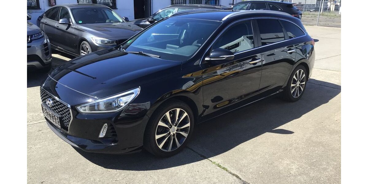 Hyundai i30 123.000 km 11.300 &euro; Leipzig 04179