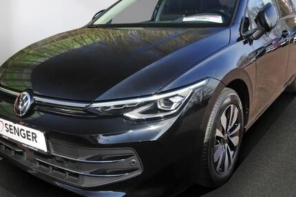 VW Golf 24.160 km 26.880 &euro; Bad Schwartau 23611