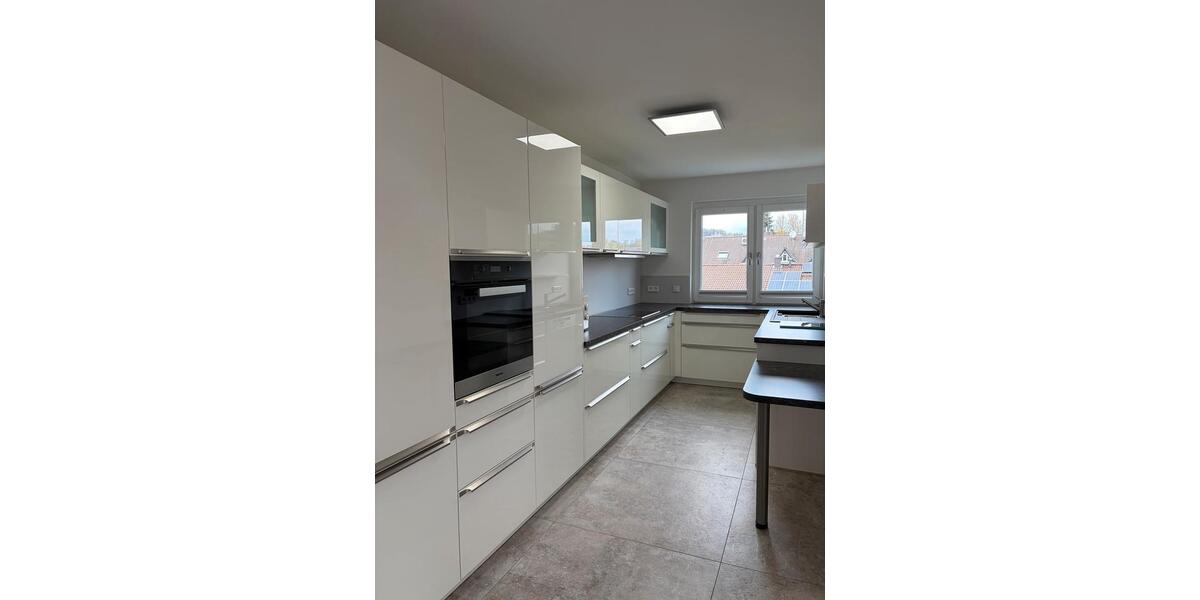 Dachgeschoßwohnung Hösbach - 3 Zimmer, 95 m&sup2;, 1.200&euro; | Angebot:26134507