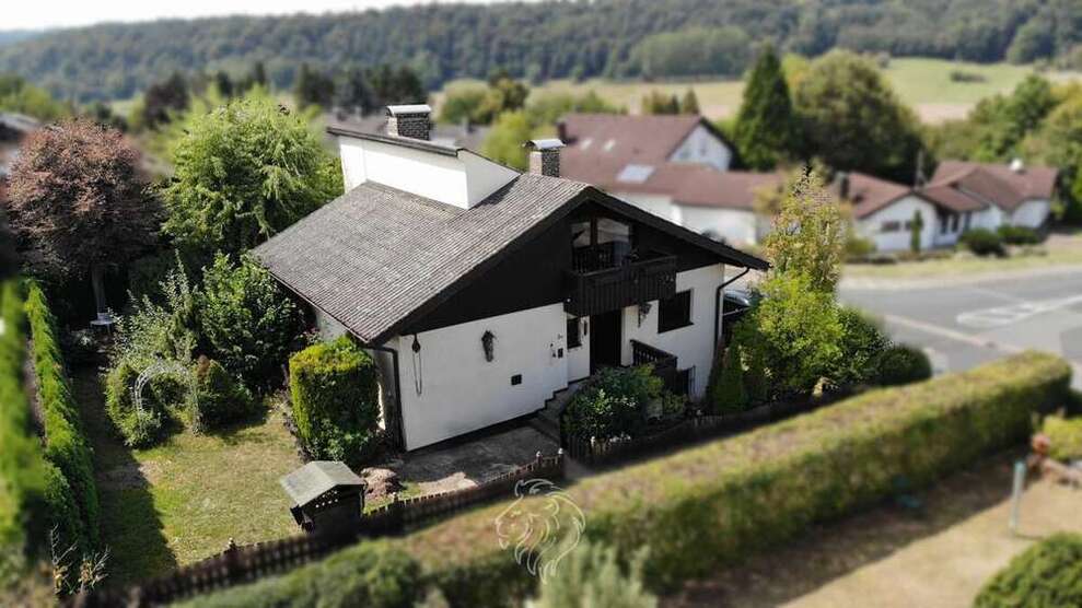 Haus zum Kaufen in Kreuzwertheim 425.000 € 208 m²