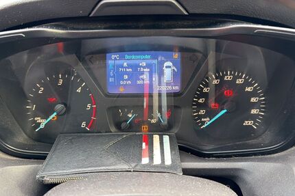 Ford Transit 221.500 km 3.950 &euro; Buchloe 86807