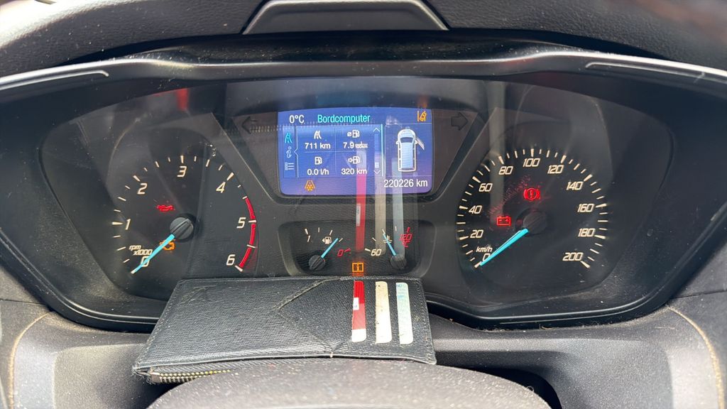 Ford Transit 221.500 km 3.950 &euro; Buchloe 86807