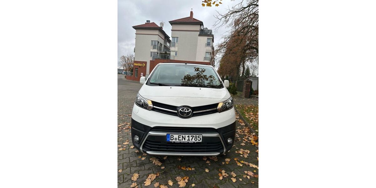 Toyota Proace City 61.086 km 13.999 € Berlin 13581