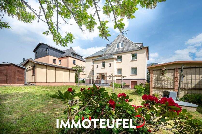 Zweifamilienhaus oder Einfamilientraum? Viel Platz, großes Grundstück und Potenzial zum Gestalten 6 zimmer