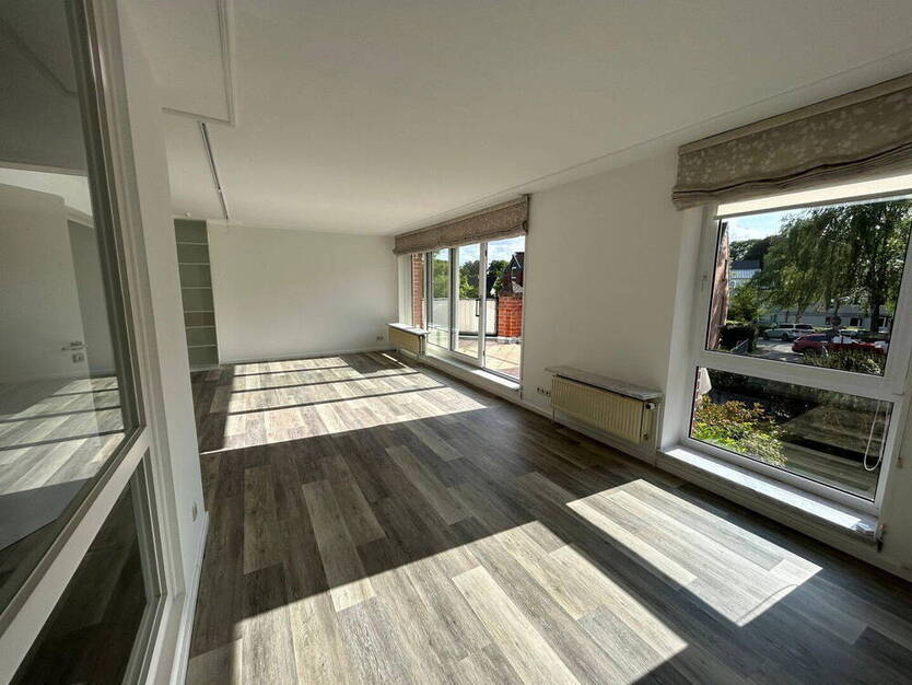 3-Zimmer-Wohnung in direkter Ostseenähe, Süd-West Balkon, 2 TG-Plätze