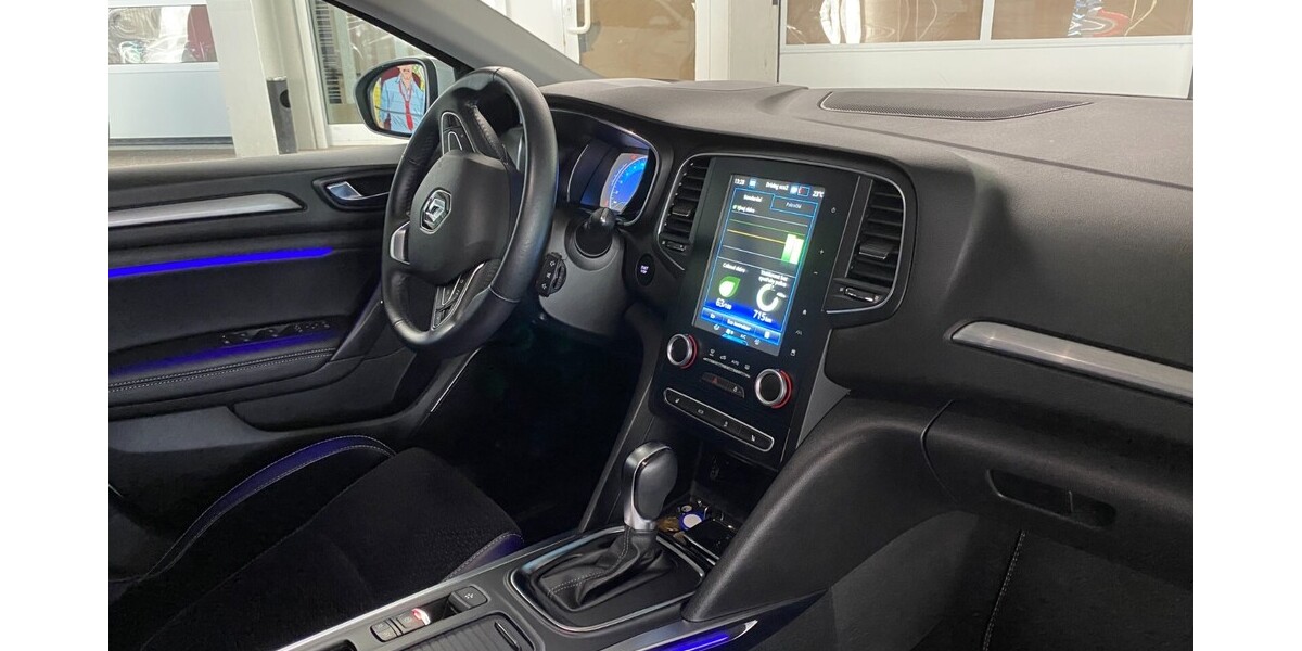 Renault Megane IV Grandtour 89.000 km 13.800 &euro; Dresden 01067