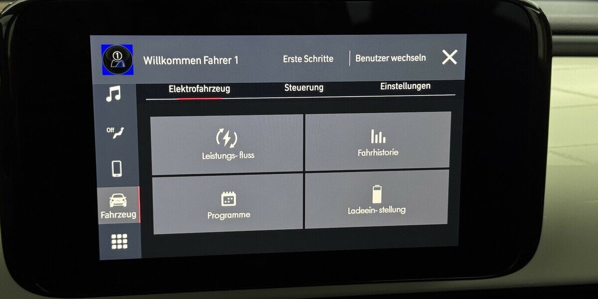 Fiat 500e Action Carplay Android Automatik 1.Hand 25.950 km 13.120 &euro; Lich 35423