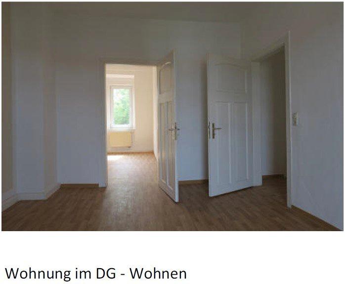 Dachgeschoßwohnung Arnstadt - 4 Zimmer, 82 m&sup2;, 656&euro; | Angebot:26413445