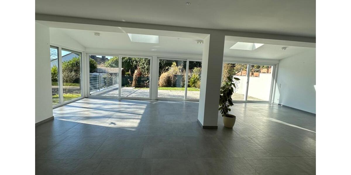 Doppelhaushälfte Iserlohn Letmathe - 4 Zimmer, 200 m&sup2;, 1.700&euro; | Angebot:25281297