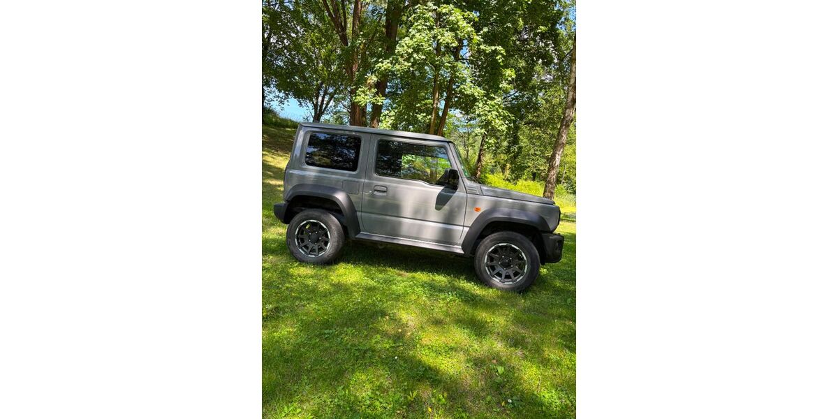 Suzuki Jimny 77.000 km 24.500 &euro; Delligsen 31073