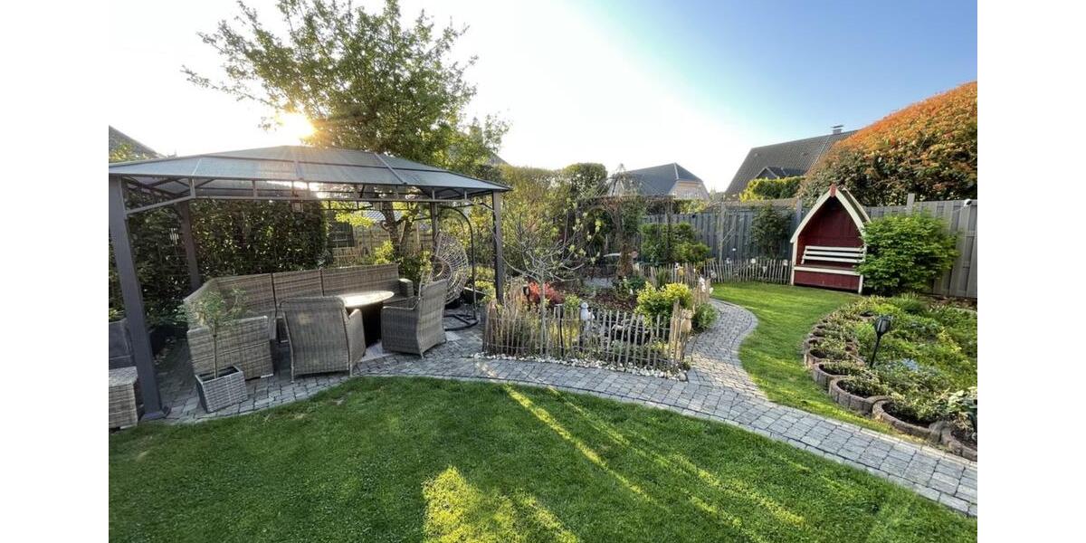 Doppelhaushälfte Alpen - 8 Zimmer, 222 m&sup2;, 625.000&euro; | Angebot:25156551