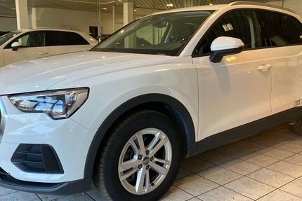 Audi Q3 148.868 km 16.950 &euro; Berlin 12349