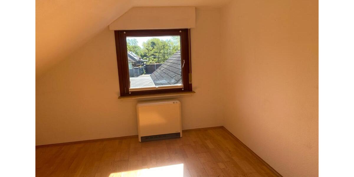 Dachgeschoßwohnung Kempen - 2 Zimmer, 76 m&sup2;, 590&euro; | Angebot:26424611