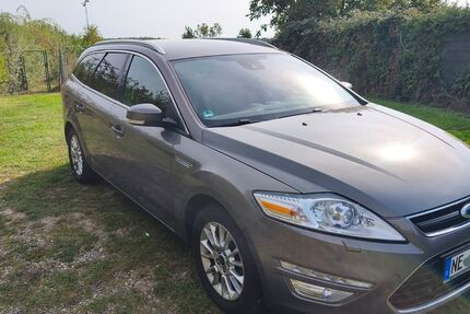 Ford Mondeo 219.700 km 3.500 &euro; Rommerskirchen 41569