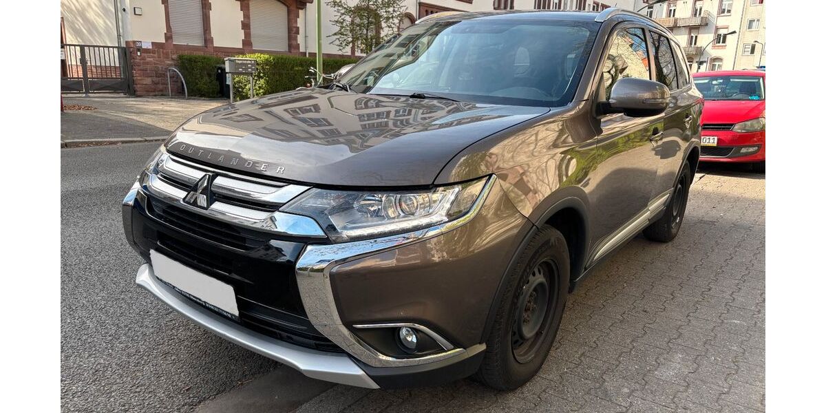 Mitsubishi Outlander 155.000 km 12.500 &euro; Frankfurt 60385