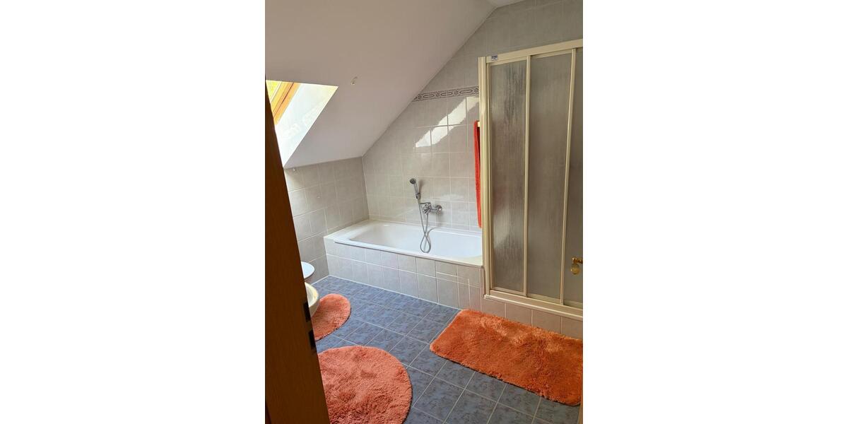 Dachgeschoßwohnung Wörth an der Donau - 3 Zimmer, 75 m&sup2;, 240.000&euro; | Angebot:26592048