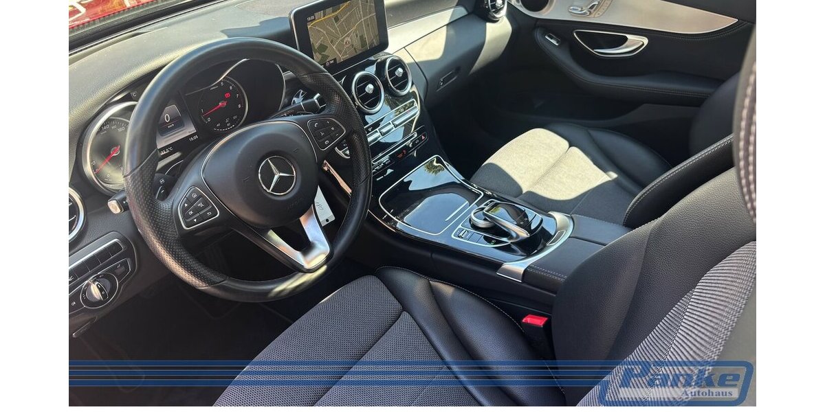 Mercedes-Benz C 180 CGI Lim. Aut.*SchiebD*HUD*LED*PDC*Memo*SH 50.435 km 17.990 &euro; Berlin 13187