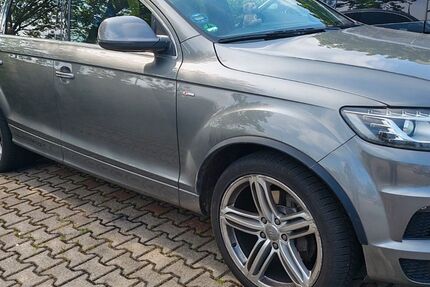 Audi Q7 179.000 km 18.500 &euro; Chemnitz 09224