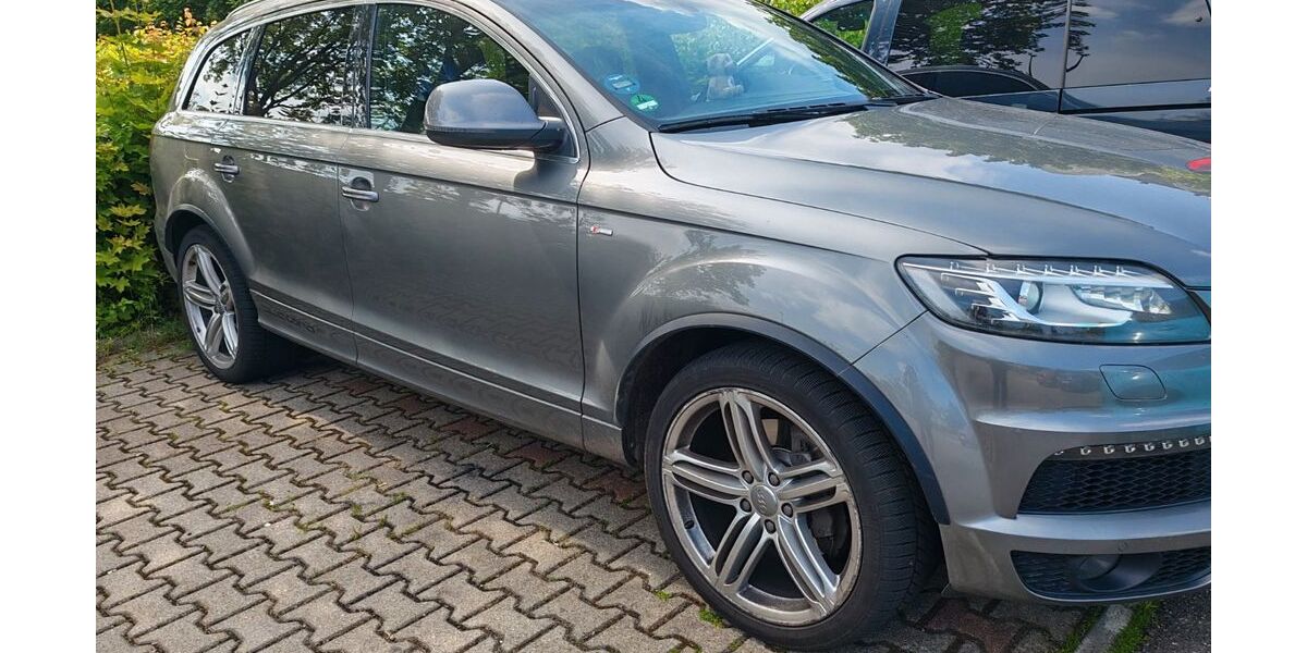 Audi Q7 179.000 km 18.500 &euro; Chemnitz 09224