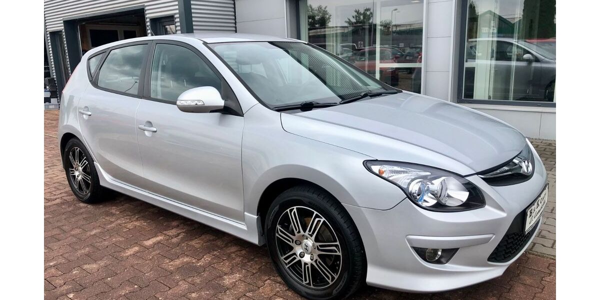Hyundai i30 94.030 km 5.999 &euro; Halle/Saale 06118