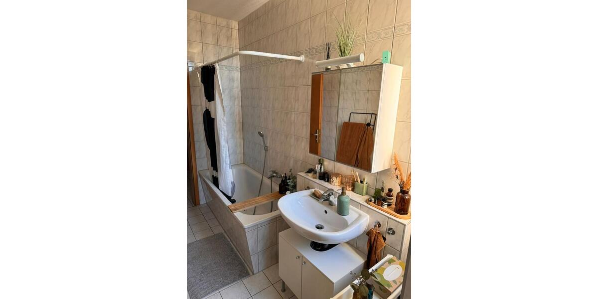 Etagenwohnung Greußen - 2 Zimmer, 51 m&sup2;, 315&euro; | Angebot:25224303