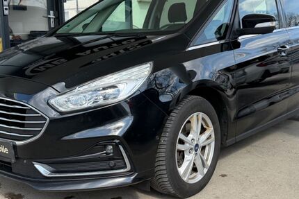 Ford Galaxy 225.700 km 12.900 &euro; München 80939