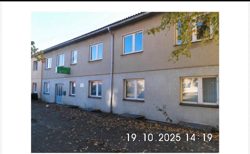 Mehrfamilienhaus, Wohnhaus Goldberg - 99 Zimmer, 371 m&sup2;, 65.000&euro; | Angebot:27097276