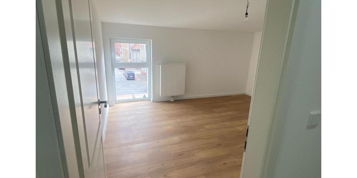 Dachgeschoßwohnung Elmshorn - 4 Zimmer, 120 m&sup2;, 1.350&euro; | Angebot:26296591