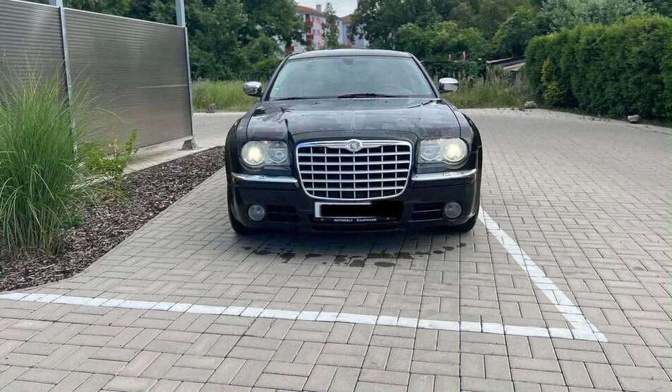 300C