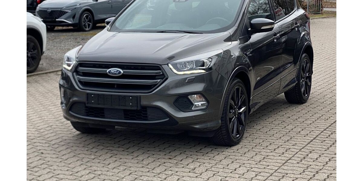 Ford Kuga 68.000 km 18.990 &euro; Seevetal 21218