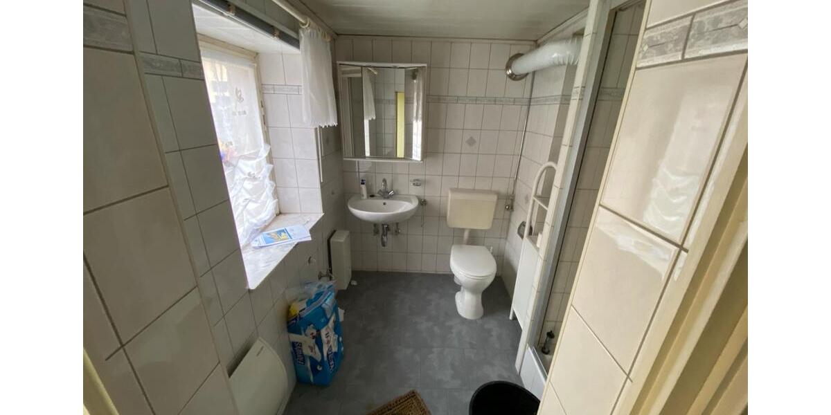 Einfamilienhaus Frohburg - 6 Zimmer, 110 m&sup2;, 49.000&euro; | Angebot:27084789