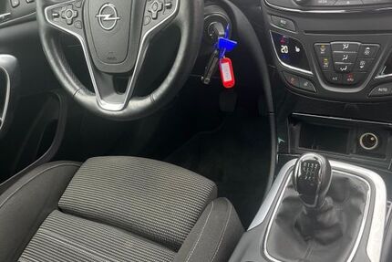 Opel Insignia 150.000 km 9.200 € Essen 45138