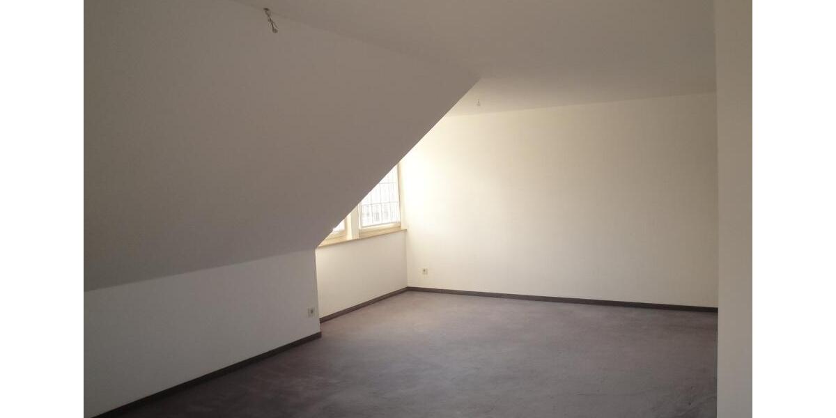 Dachgeschoßwohnung Barsinghausen - 3 Zimmer, 75 m&sup2;, 600&euro; | Angebot:26374688