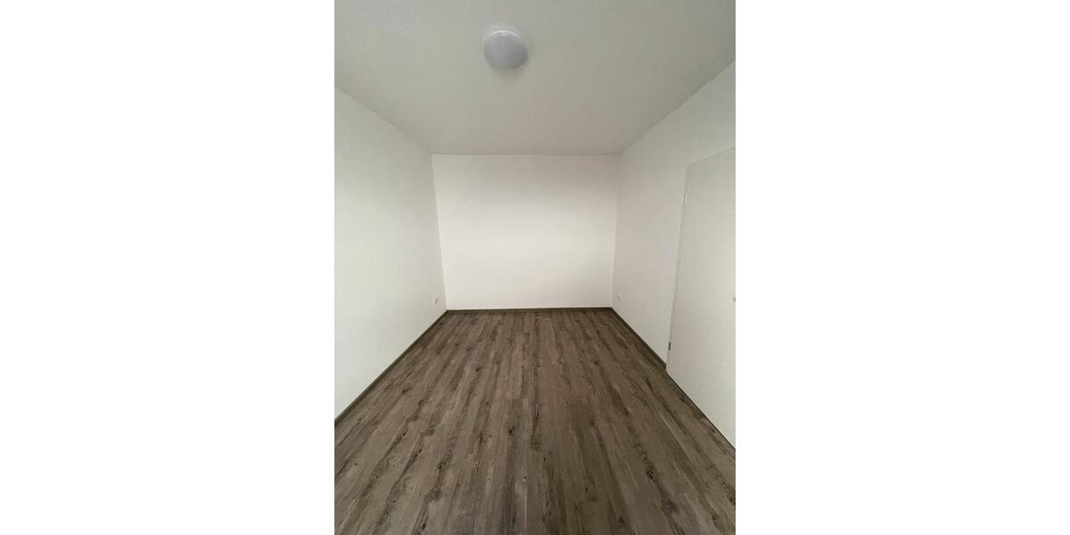 Etagenwohnung Gießen - 1 Zimmer, 14 m&sup2;, 270&euro; | Angebot:26413006