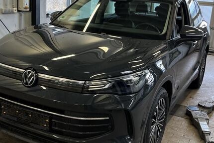 VW Tiguan 25.577 km 39.250 &euro; Rastede/ Wahnbek 26180