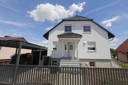 Haus Schkopau - 6 Zimmer, 185 m&sup2;, 1.200&euro; | Angebot:26994195