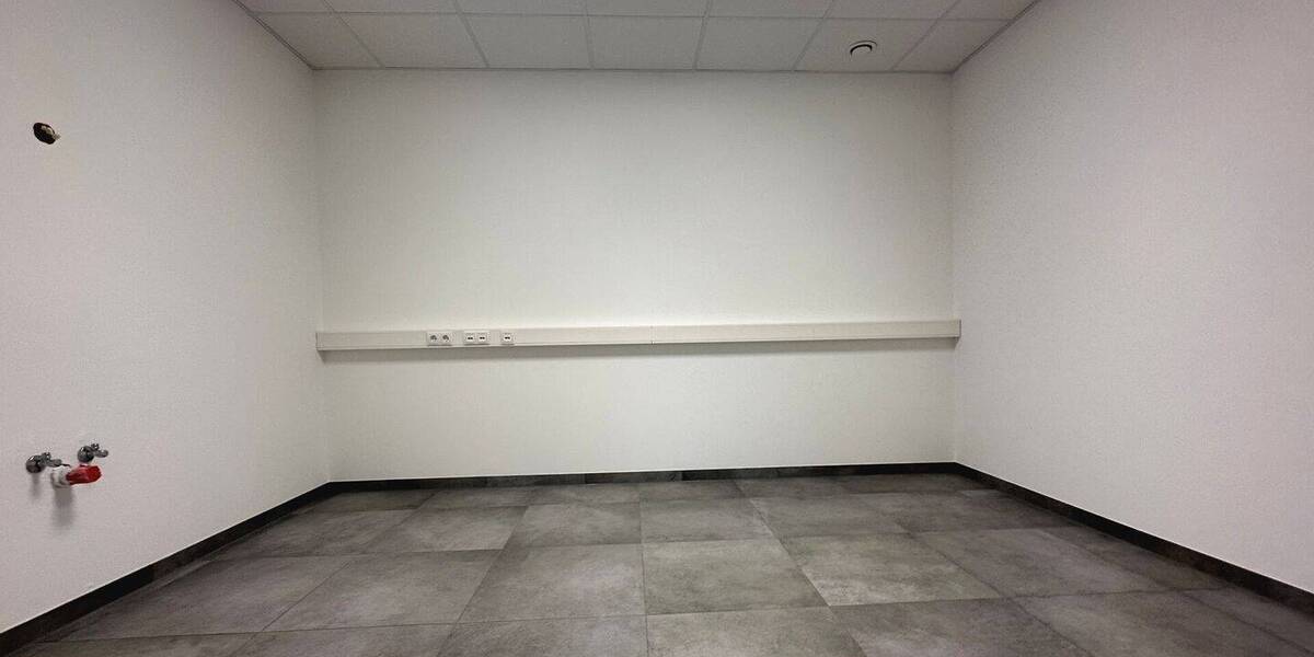 Gewerbeobjekt Drachselsried - 8 Zimmer, 2.000&euro; | Angebot:25687805
