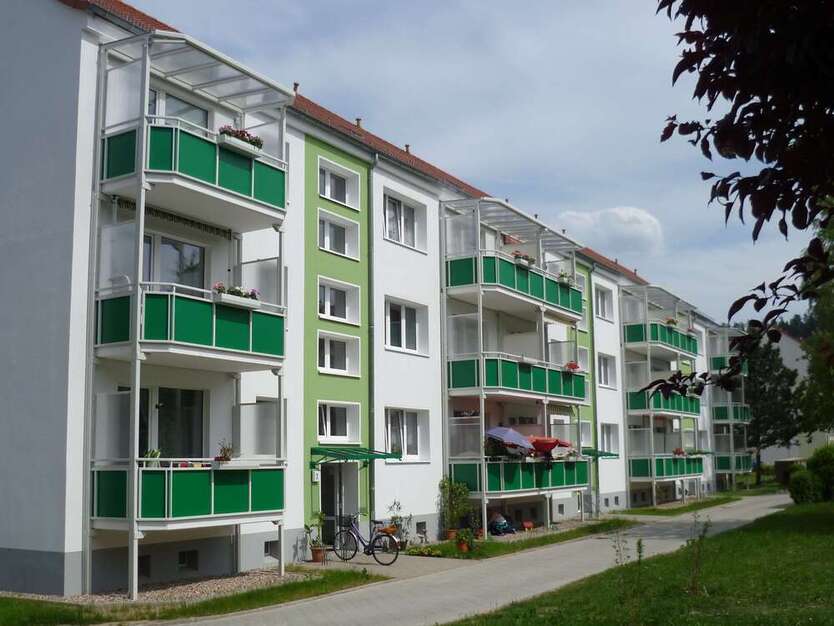 Wohnung zum Mieten in Geratal 408 € 65.8 m²