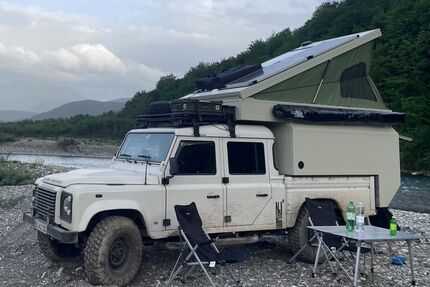 Land Rover Defender 180.000 km 49.999 &euro; Bad Schussenried 88427