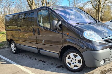 Opel Vivaro 331.000 km 9.400 &euro; Günzburg 89312